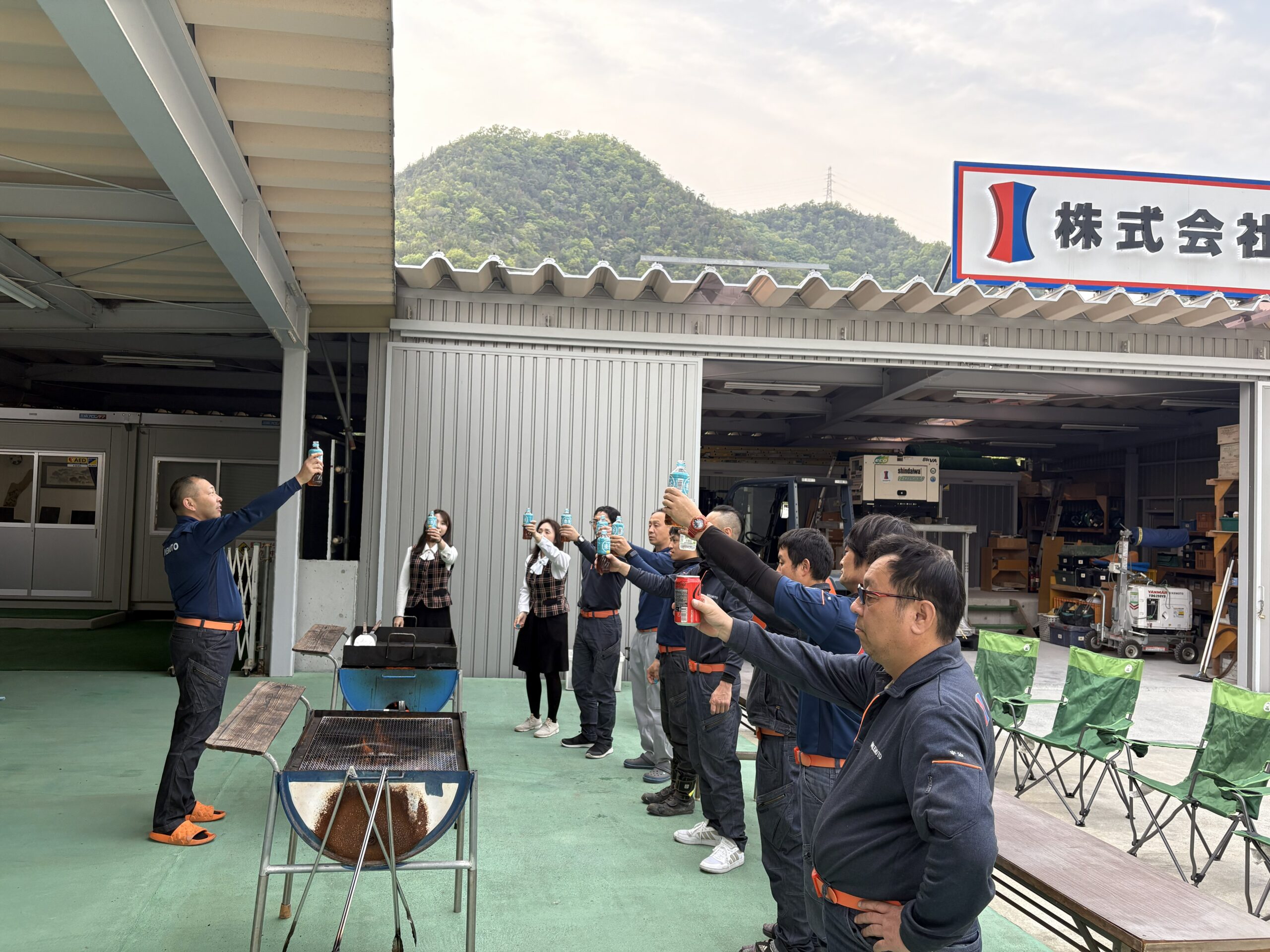 GW休暇前お疲れ様会と社長誕生日祝い