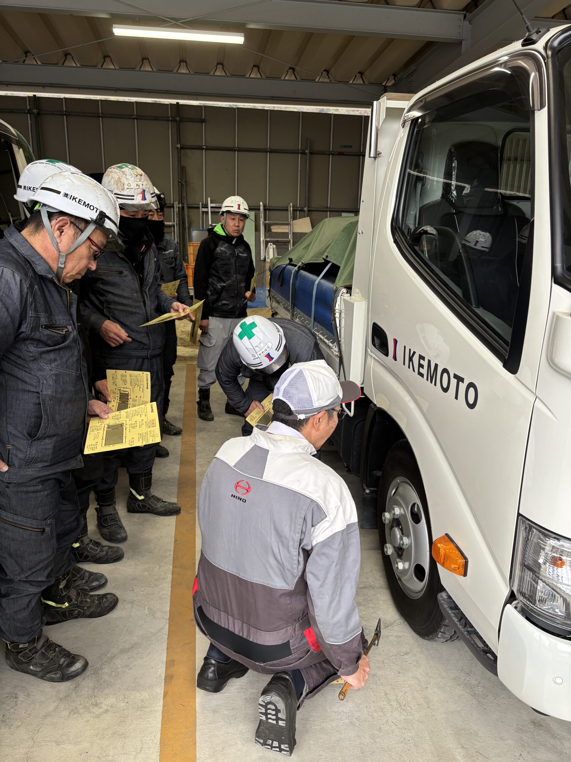 【安全教育】本日、安全教育の一貫で「車両に関する安全教育」を実施しました。